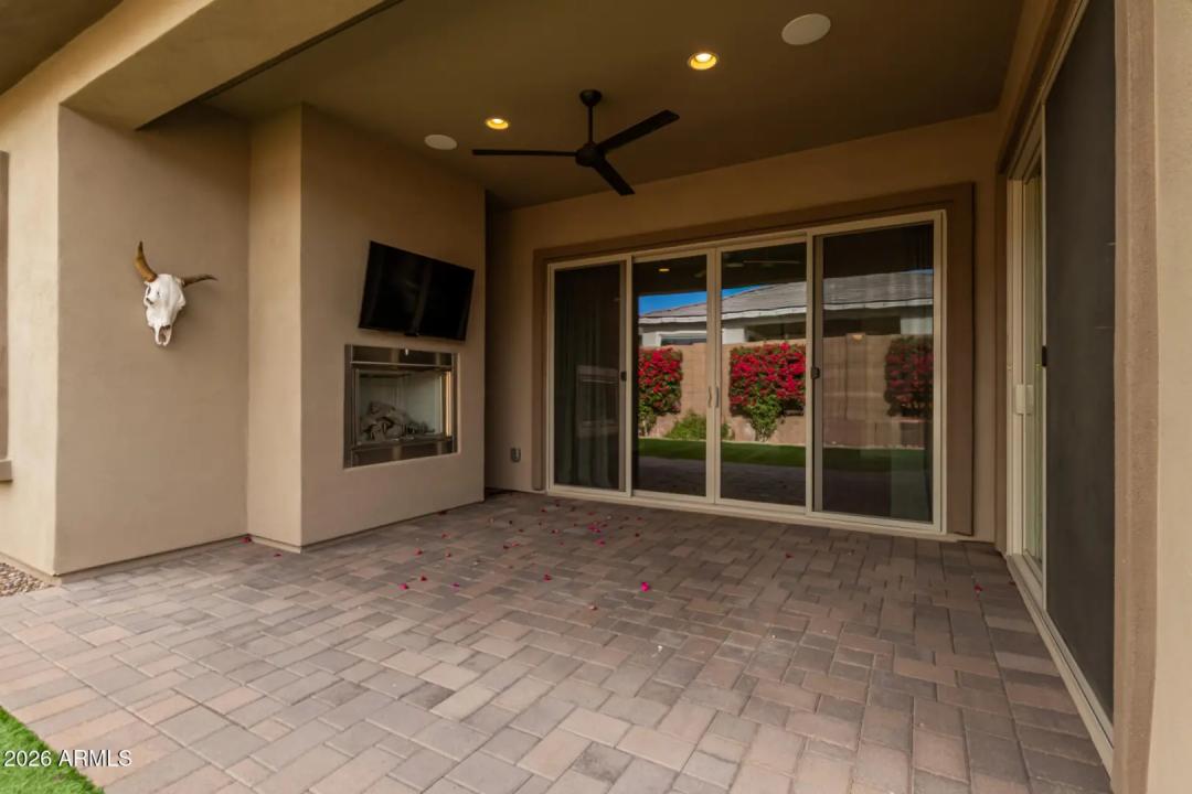 Real Estate Picture 32