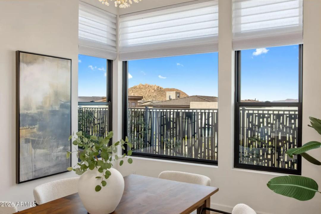 Real Estate Picture 19