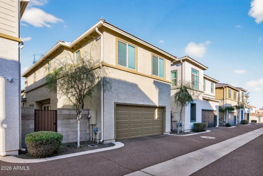 Real Estate Picture 29