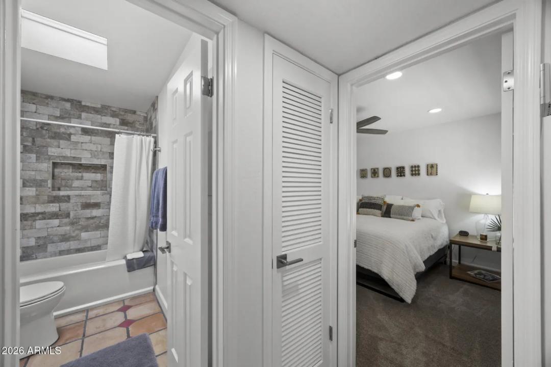 Real Estate Picture 21