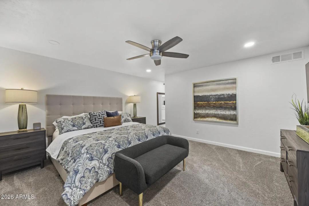 Real Estate Picture 27