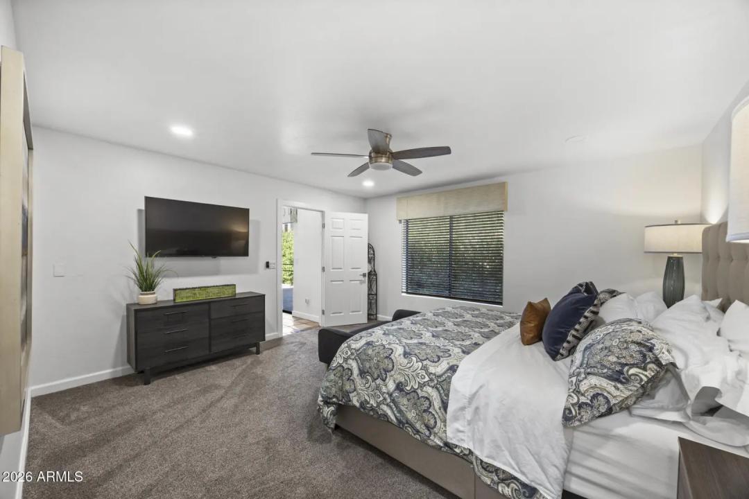 Real Estate Picture 29