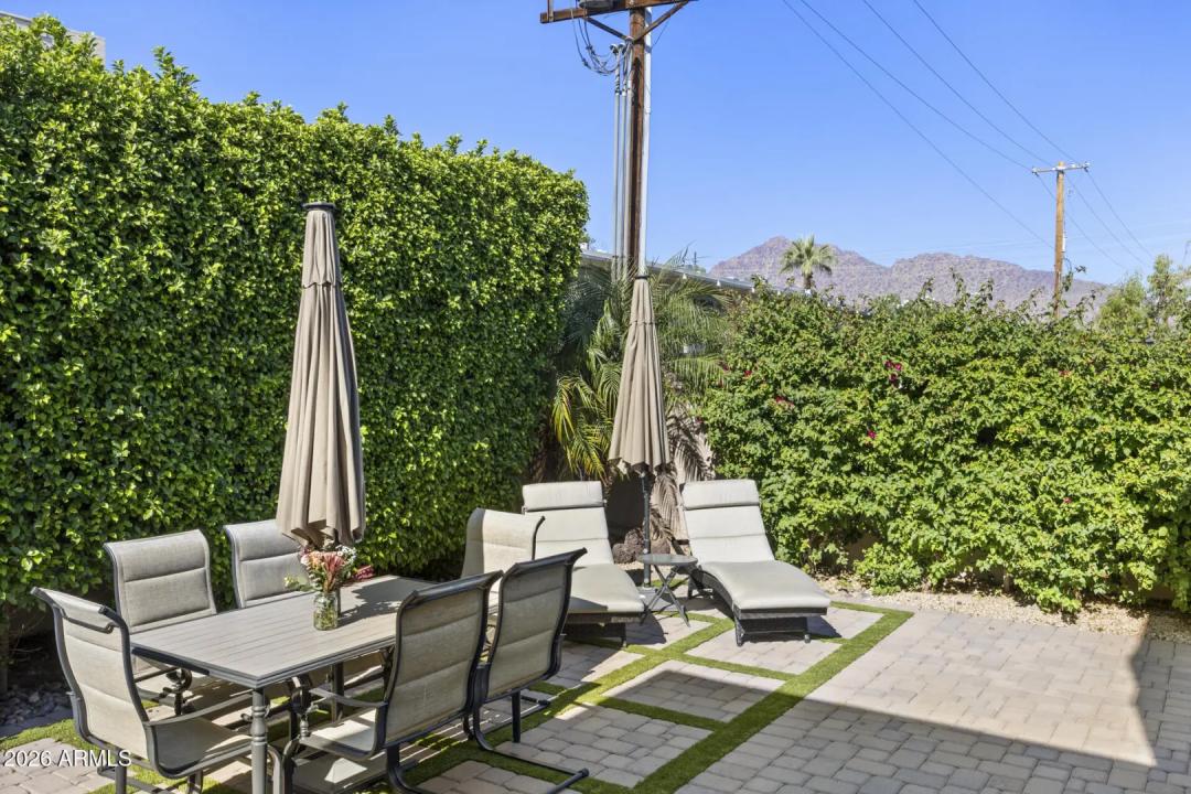 Real Estate Picture 32