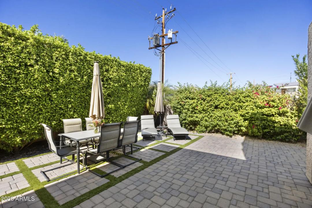 Real Estate Picture 34