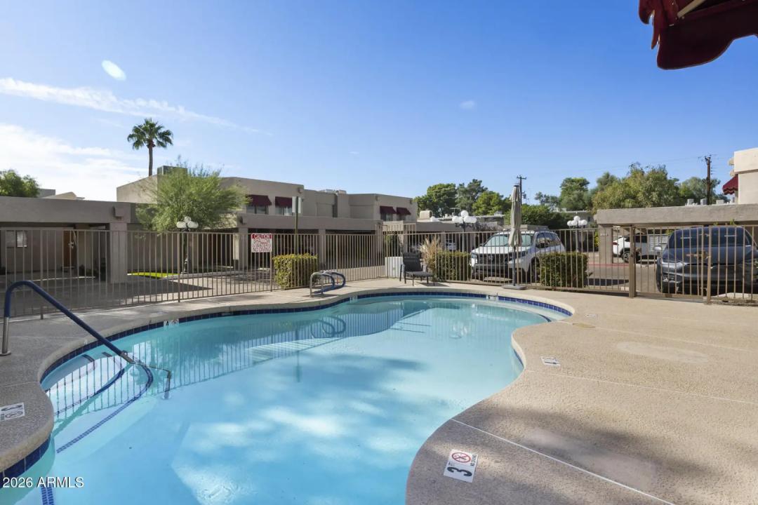 Real Estate Picture 37