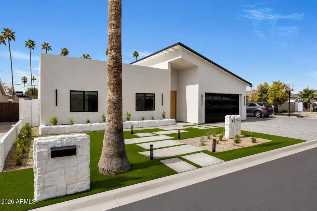 Real Estate Picture 2