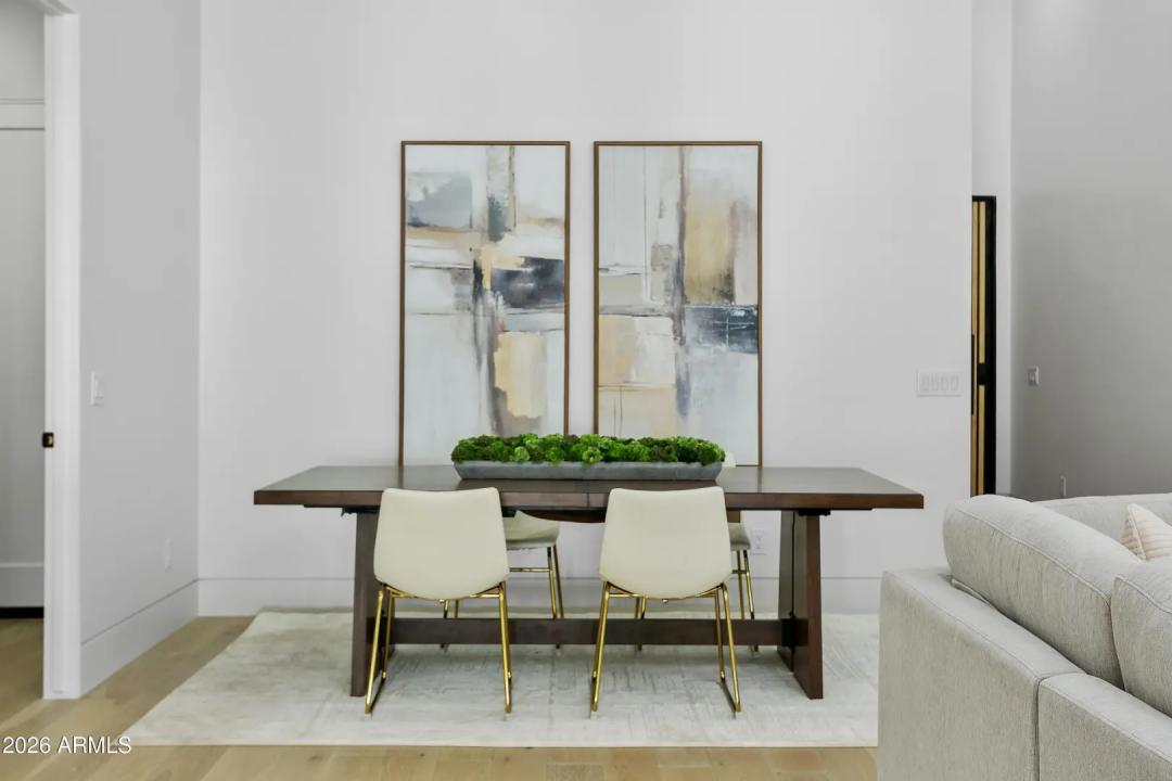 Real Estate Picture 16