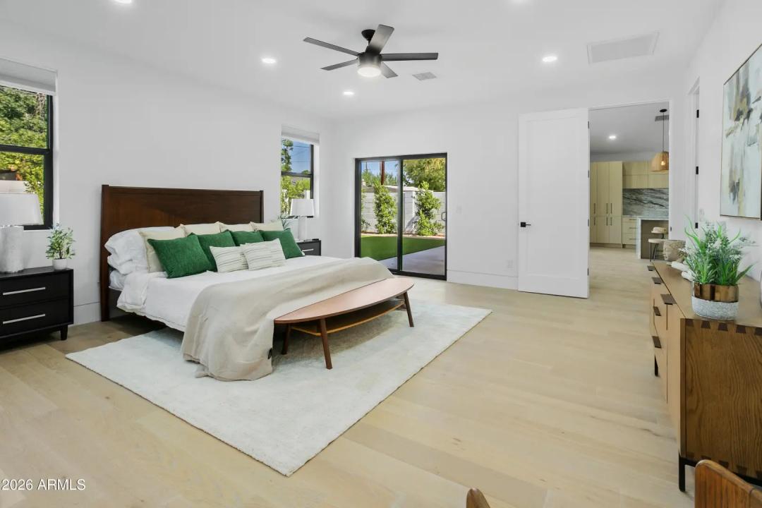 Real Estate Picture 20