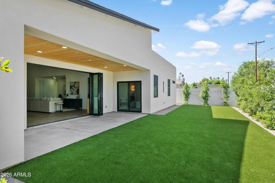 Real Estate Picture 31