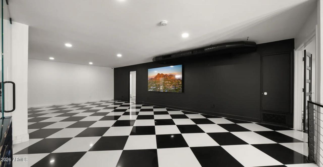 Real Estate Picture 37