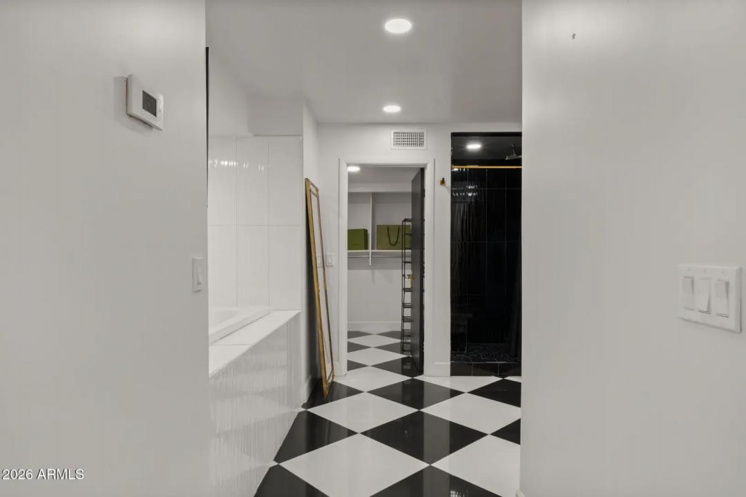 Real Estate Picture 55