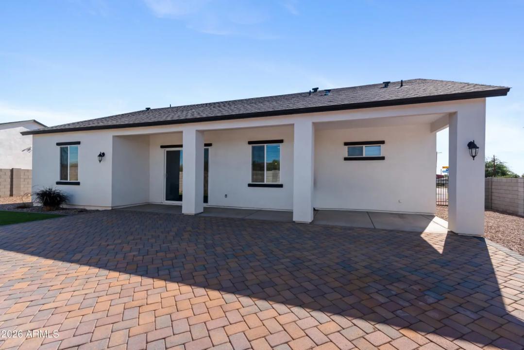 Real Estate Picture 34