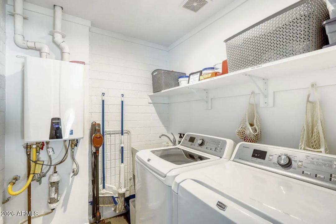 Real Estate Picture 20