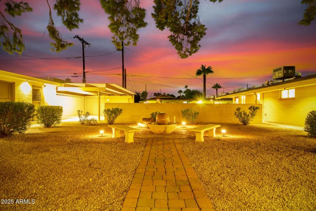 Real Estate Picture 2