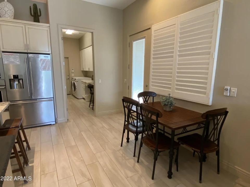 Real Estate Picture 12