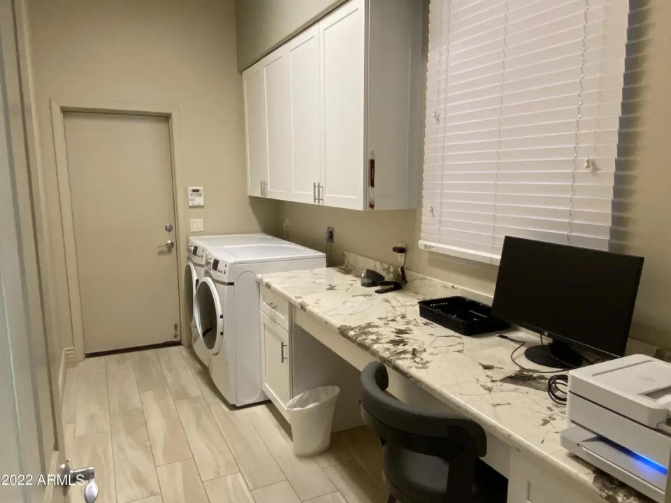 Real Estate Picture 13