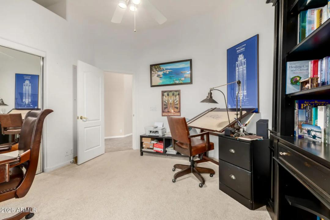 Real Estate Picture 14