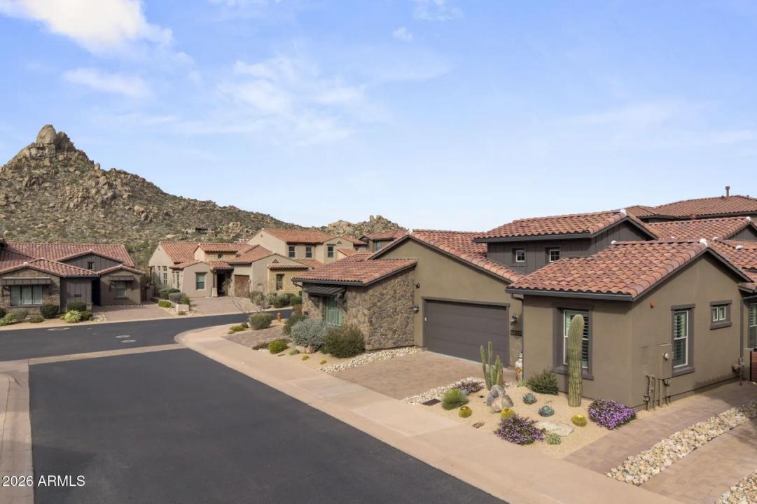 Real Estate Picture 46