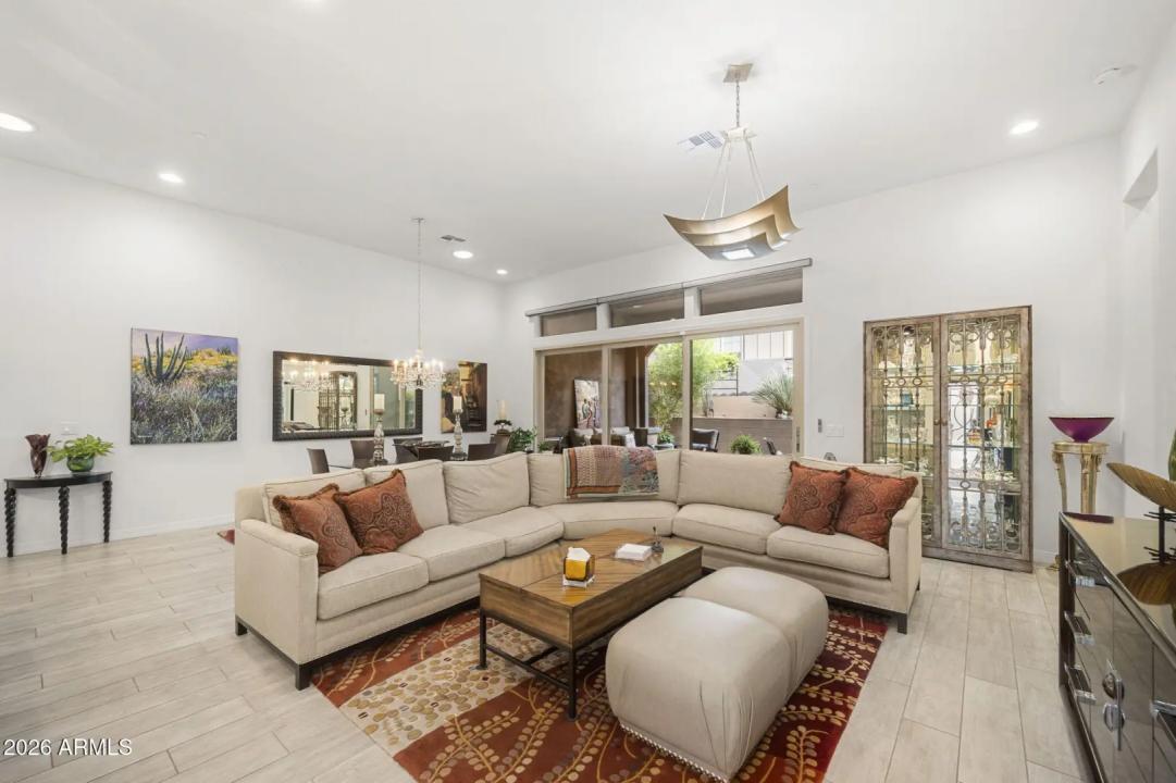 Real Estate Picture 19