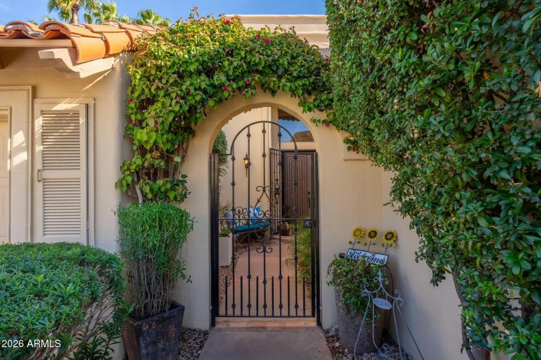 Real Estate Picture 1