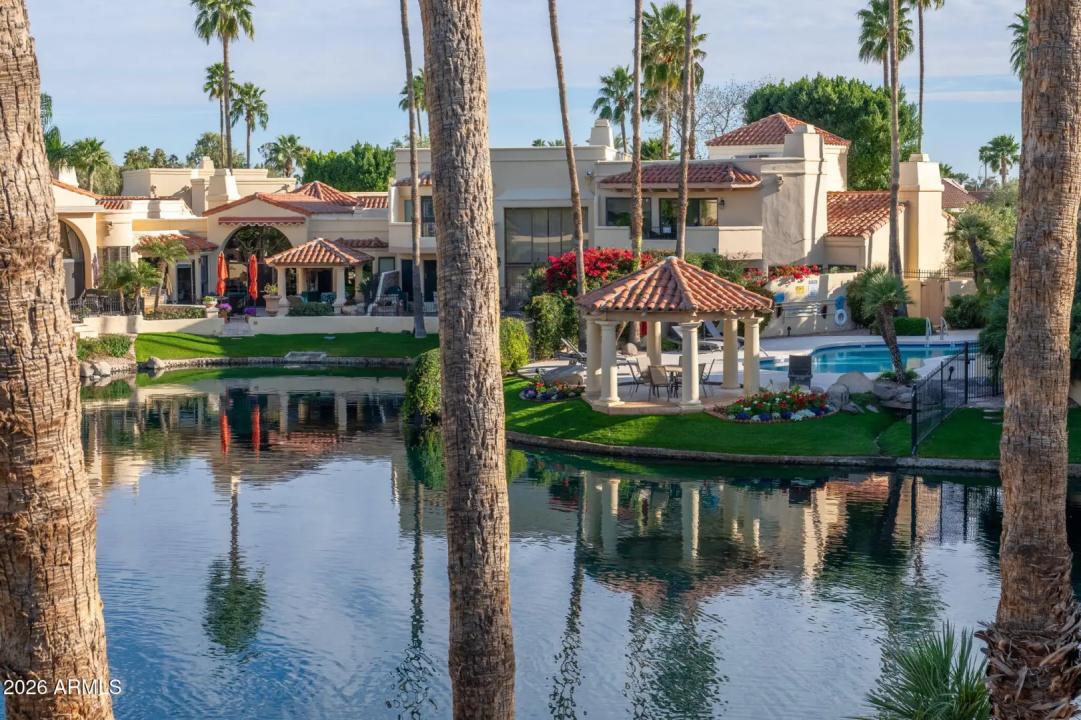 Real Estate Picture 32