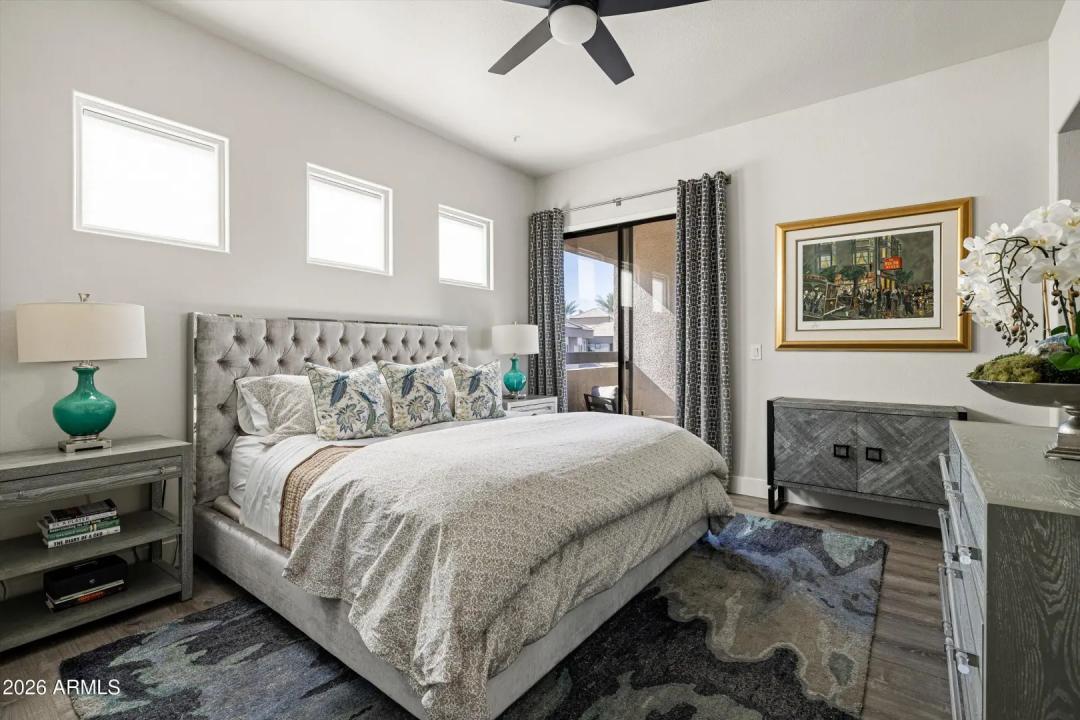 Real Estate Picture 16