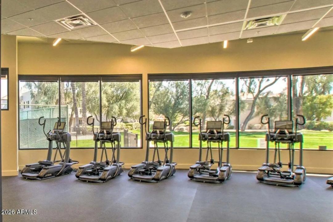 Real Estate Picture 30