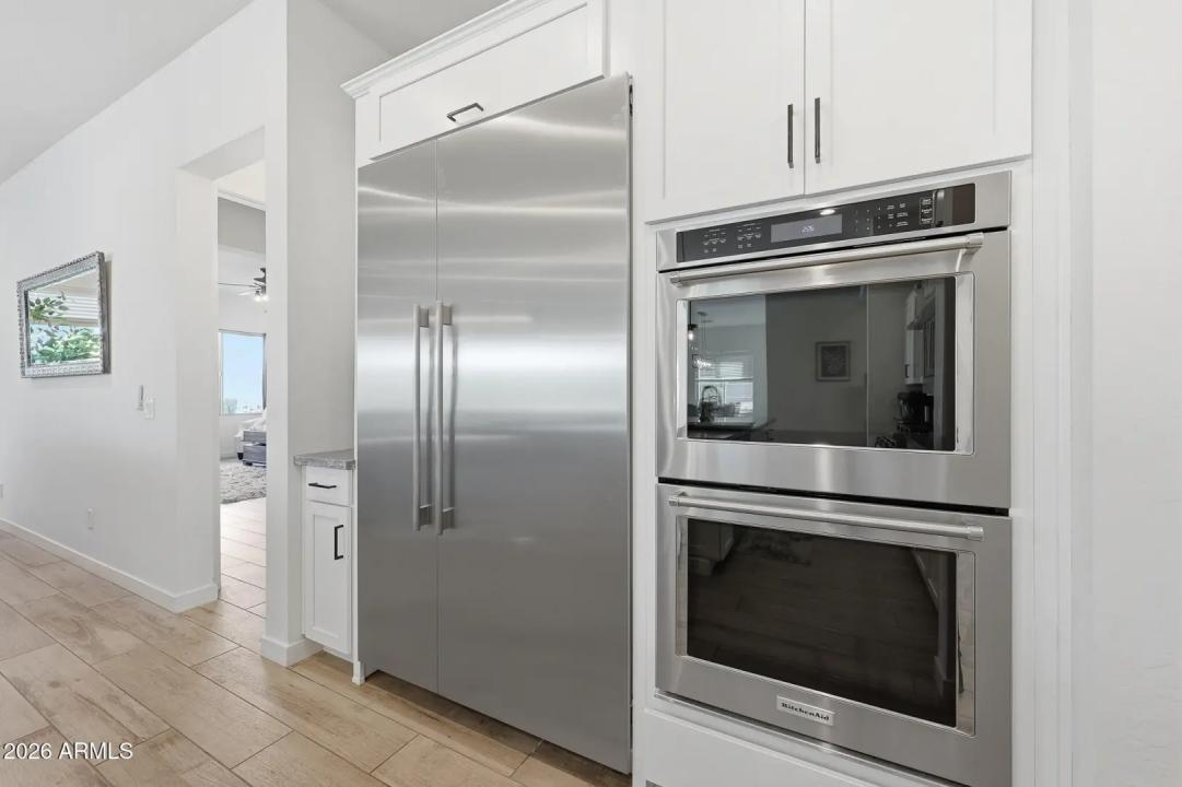 Real Estate Picture 16