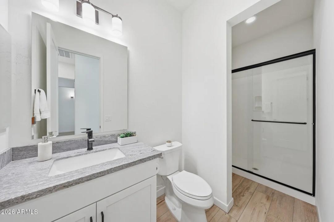 Real Estate Picture 27