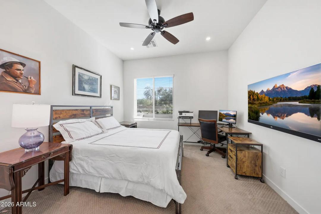 Real Estate Picture 26