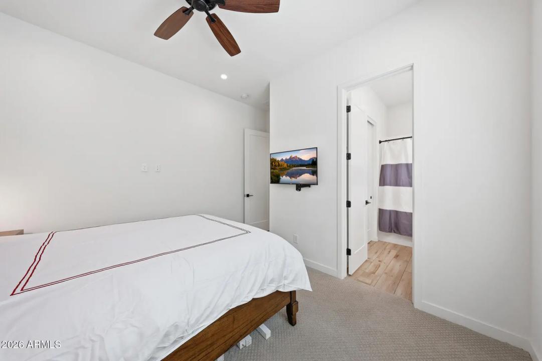 Real Estate Picture 31