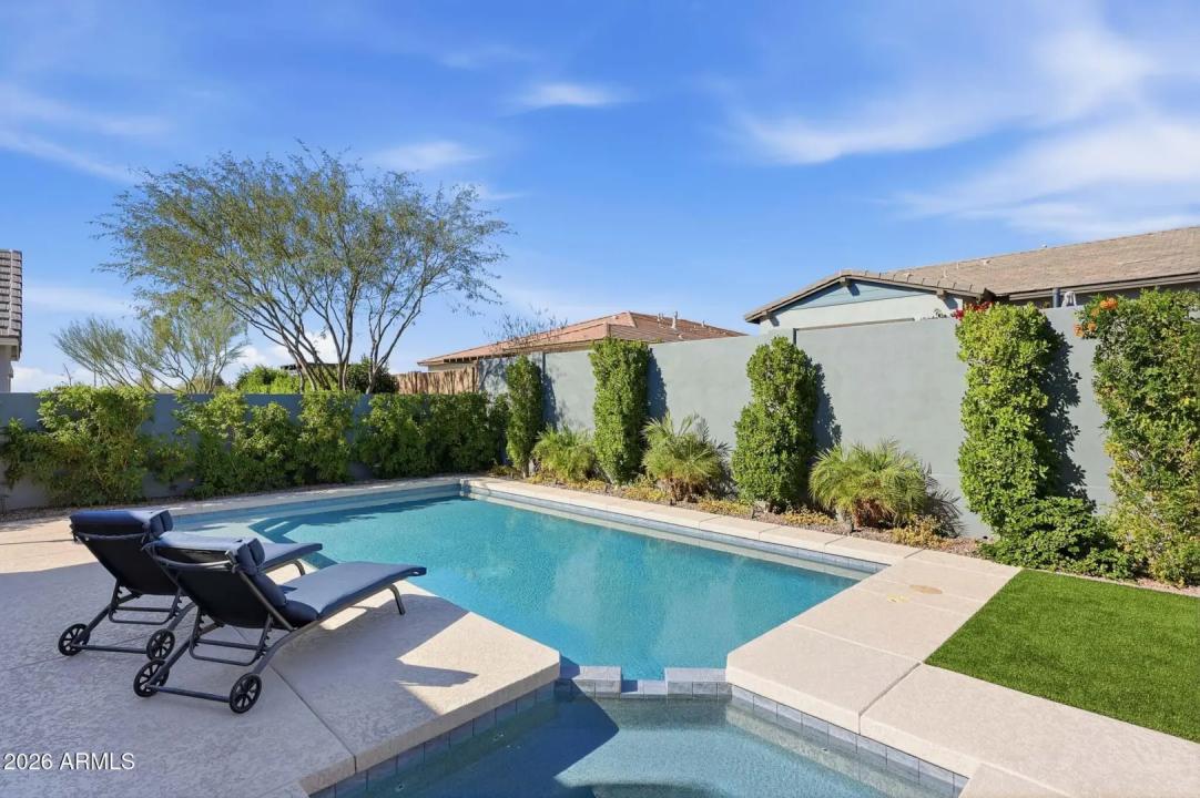 Real Estate Picture 41