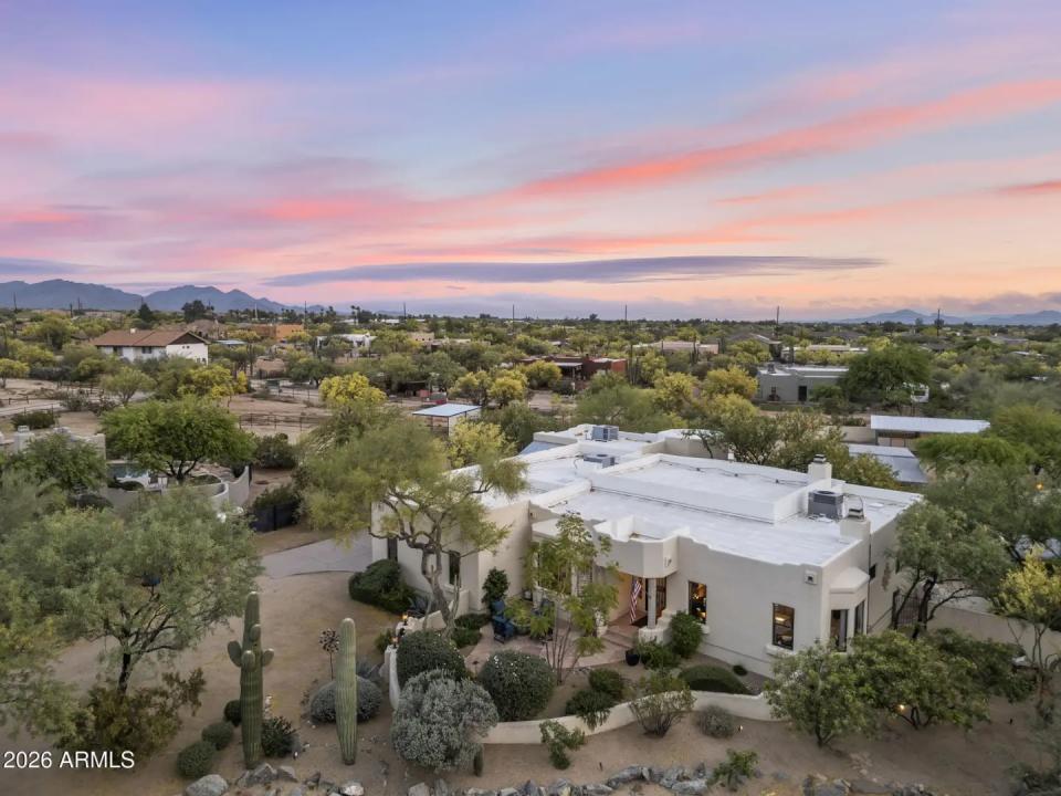 Real Estate Picture 1