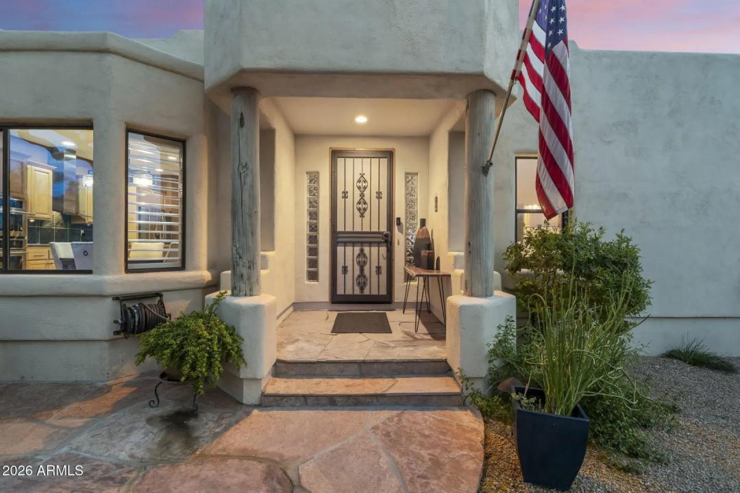 Real Estate Picture 7