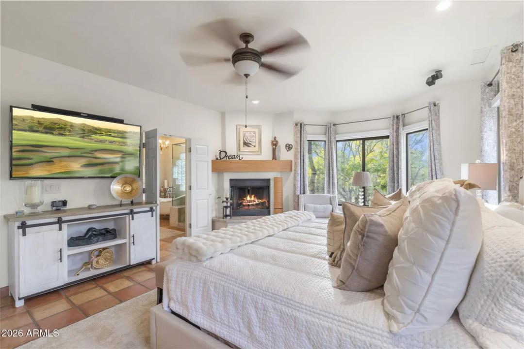 Real Estate Picture 20