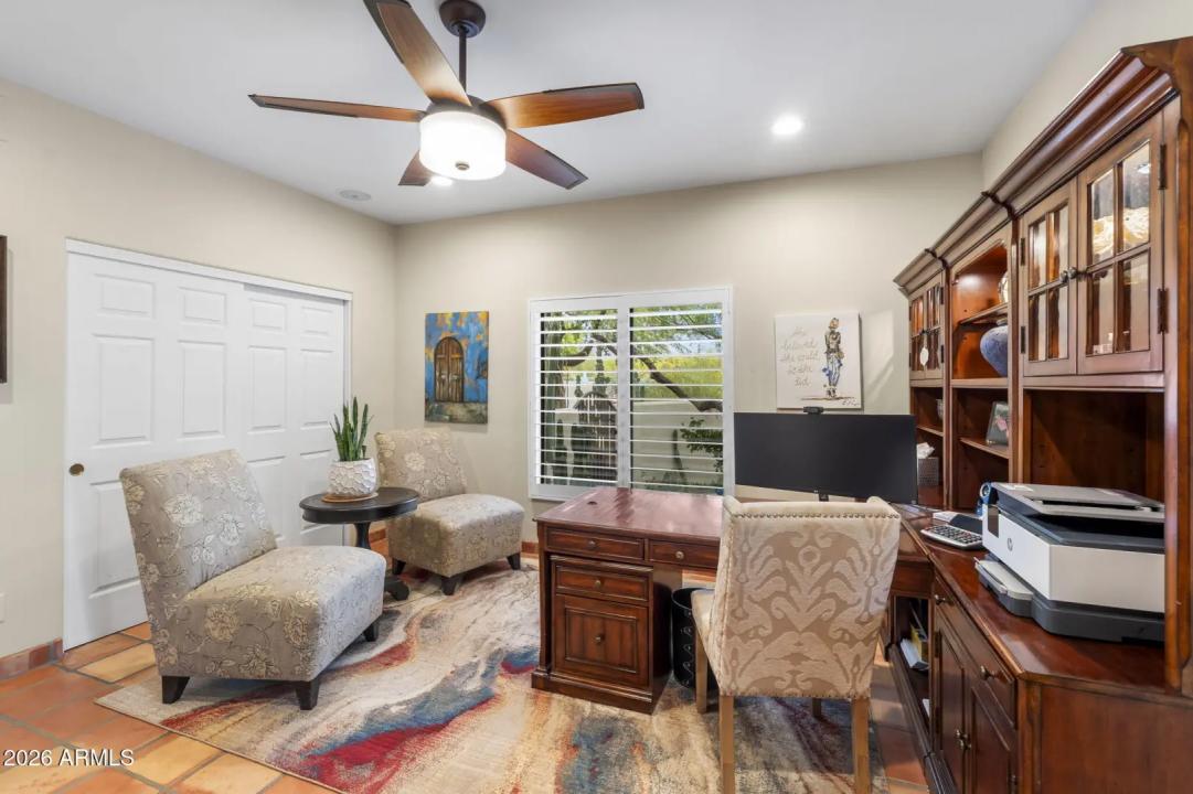 Real Estate Picture 30