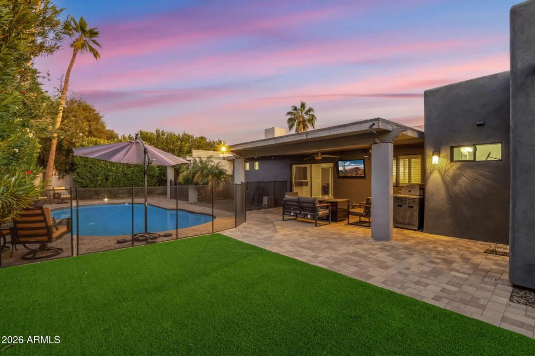 Real Estate Picture 40