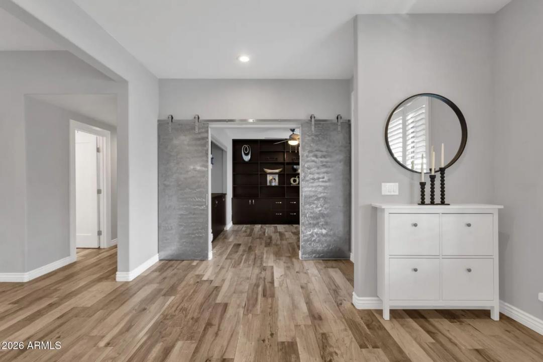 Real Estate Picture 21