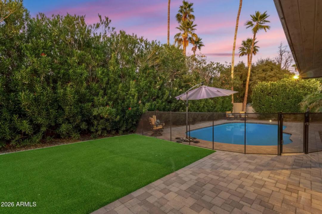 Real Estate Picture 42