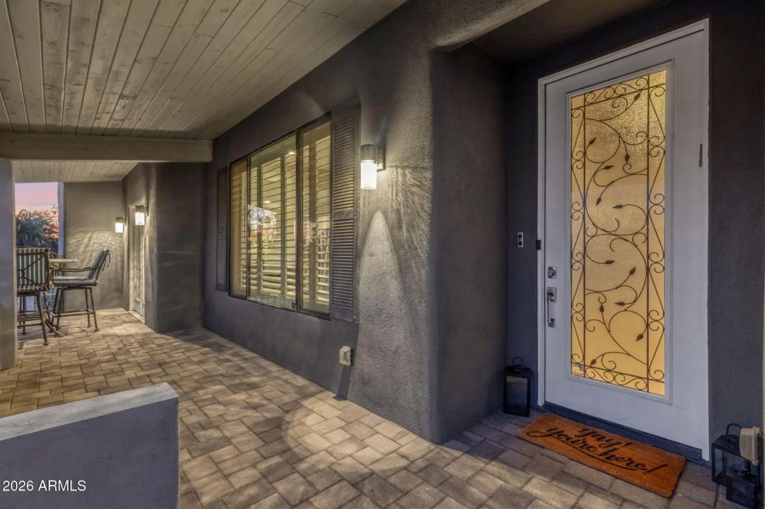 Real Estate Picture 4