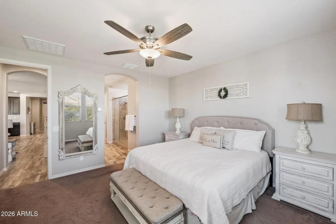 Real Estate Picture 13