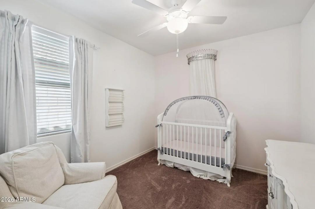 Real Estate Picture 18