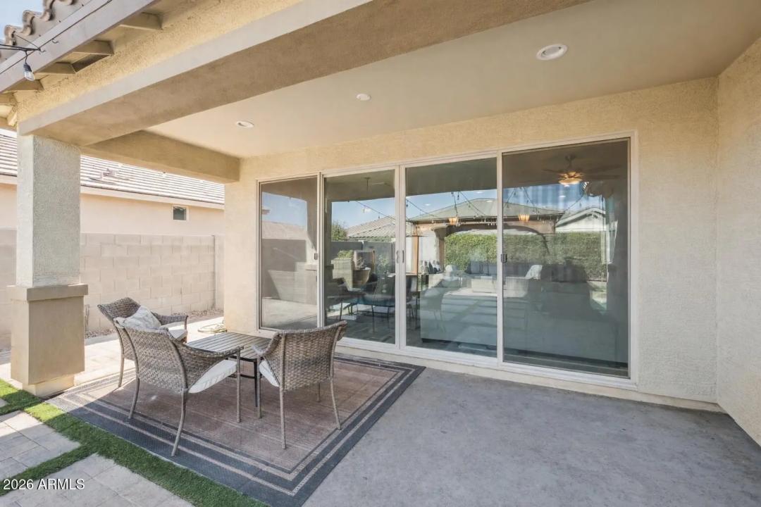 Real Estate Picture 25