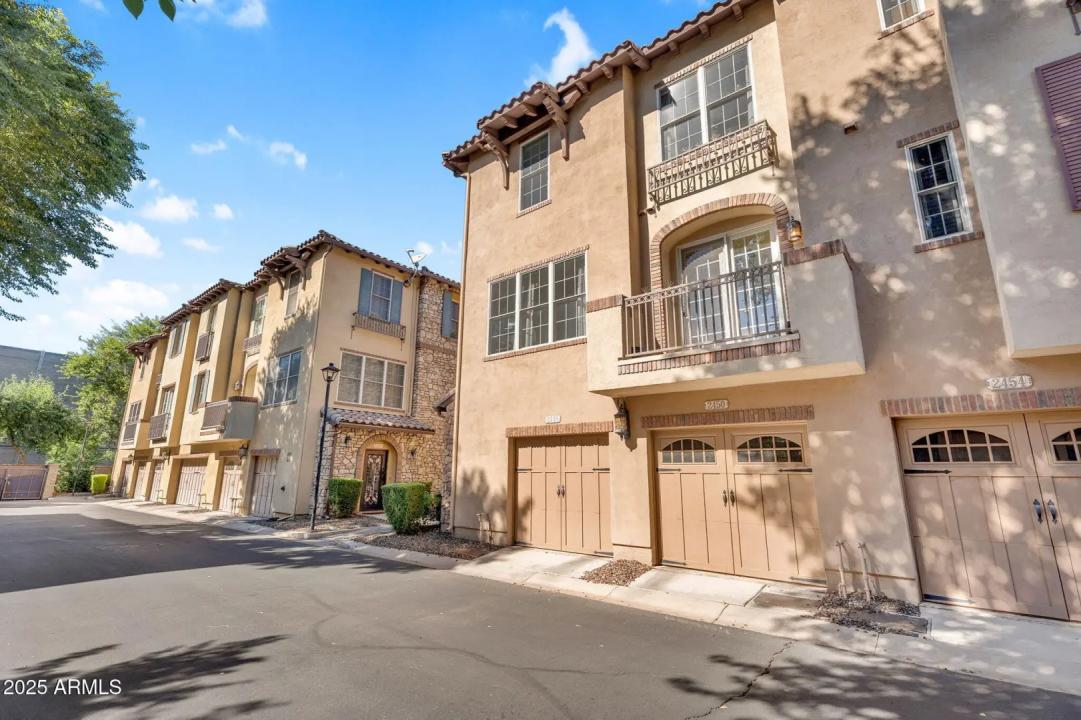 2446 E ROMA Avenue Phoenix AZ 85016