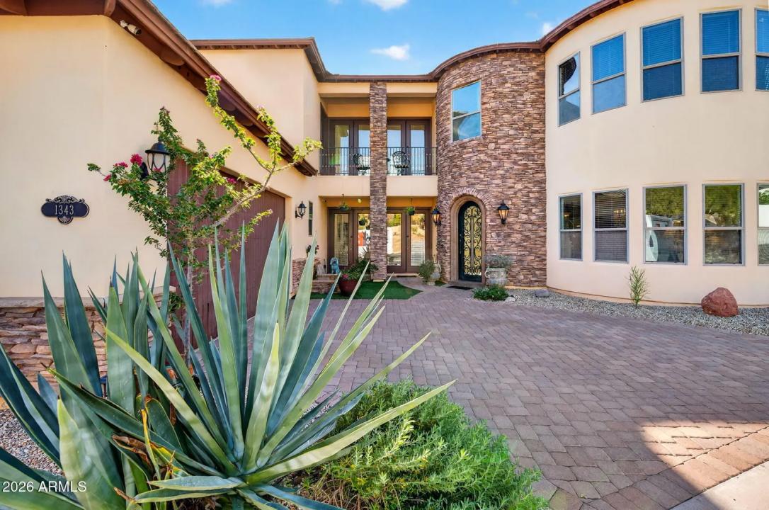 1343 E LUPINE Avenue Phoenix AZ 85020