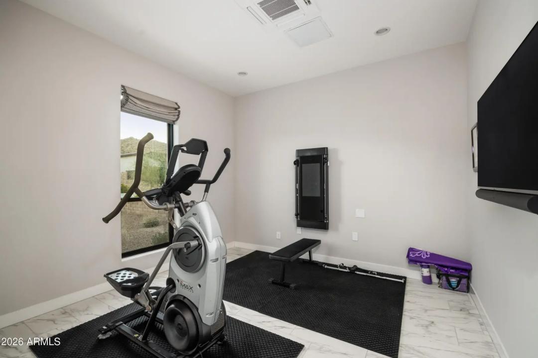 Real Estate Picture 34