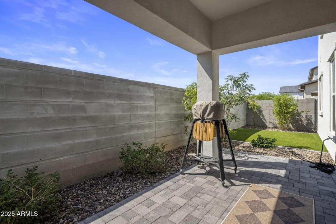 Real Estate Picture 19