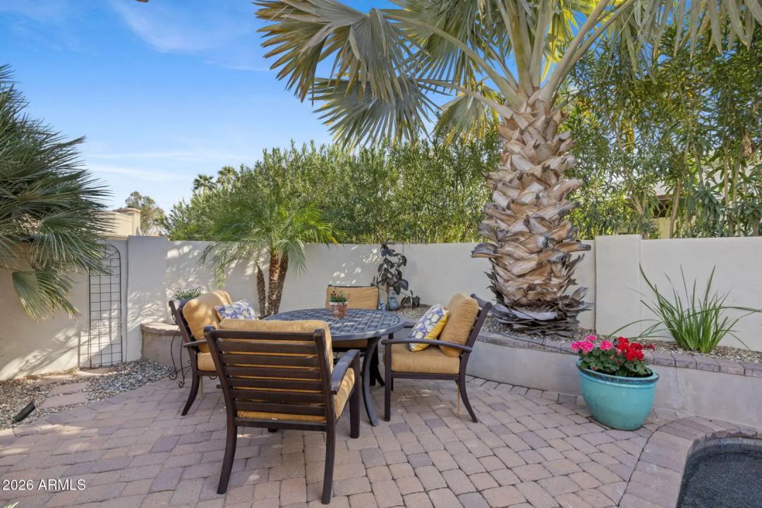 Real Estate Picture 10