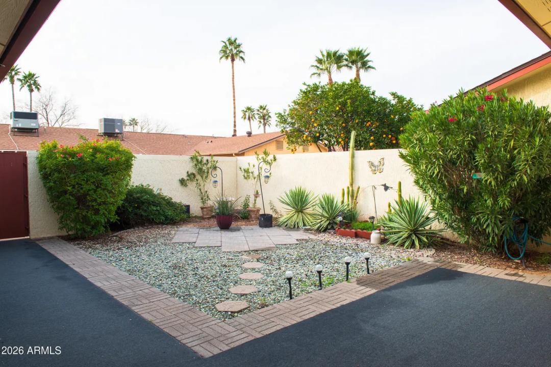 Real Estate Picture 13