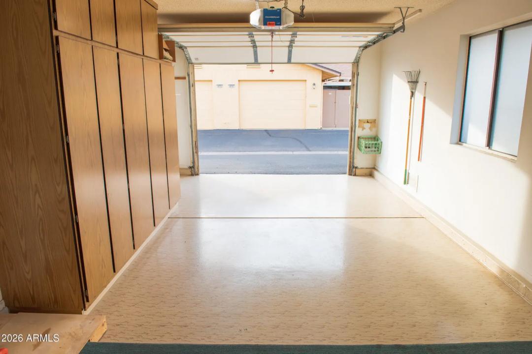 Real Estate Picture 14